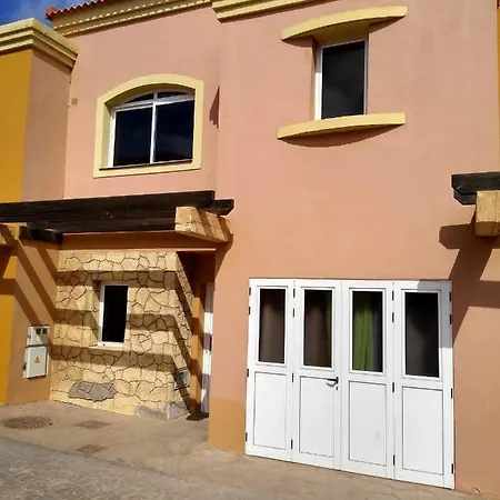 Preciosa Villa Reformada En Corralejo Apartament *