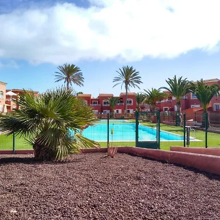 Preciosa Villa Reformada En Corralejo