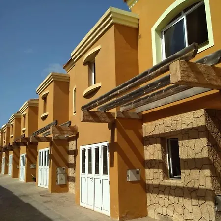 Preciosa Villa Reformada En Corralejo Apartament